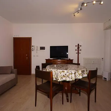 Fiordaliso 1 Apartament