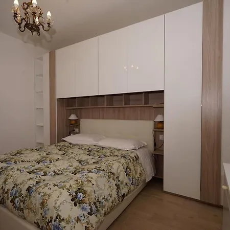 Fiordaliso 1 * Milano