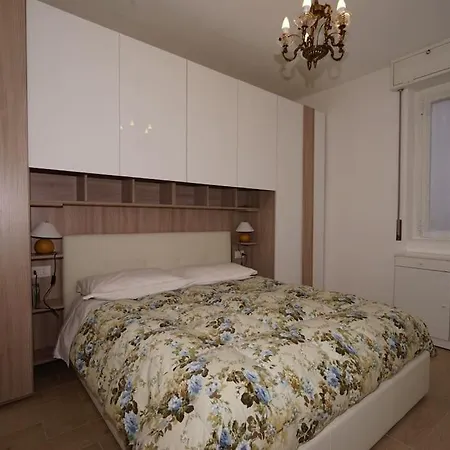 Apartment Fiordaliso 1 *